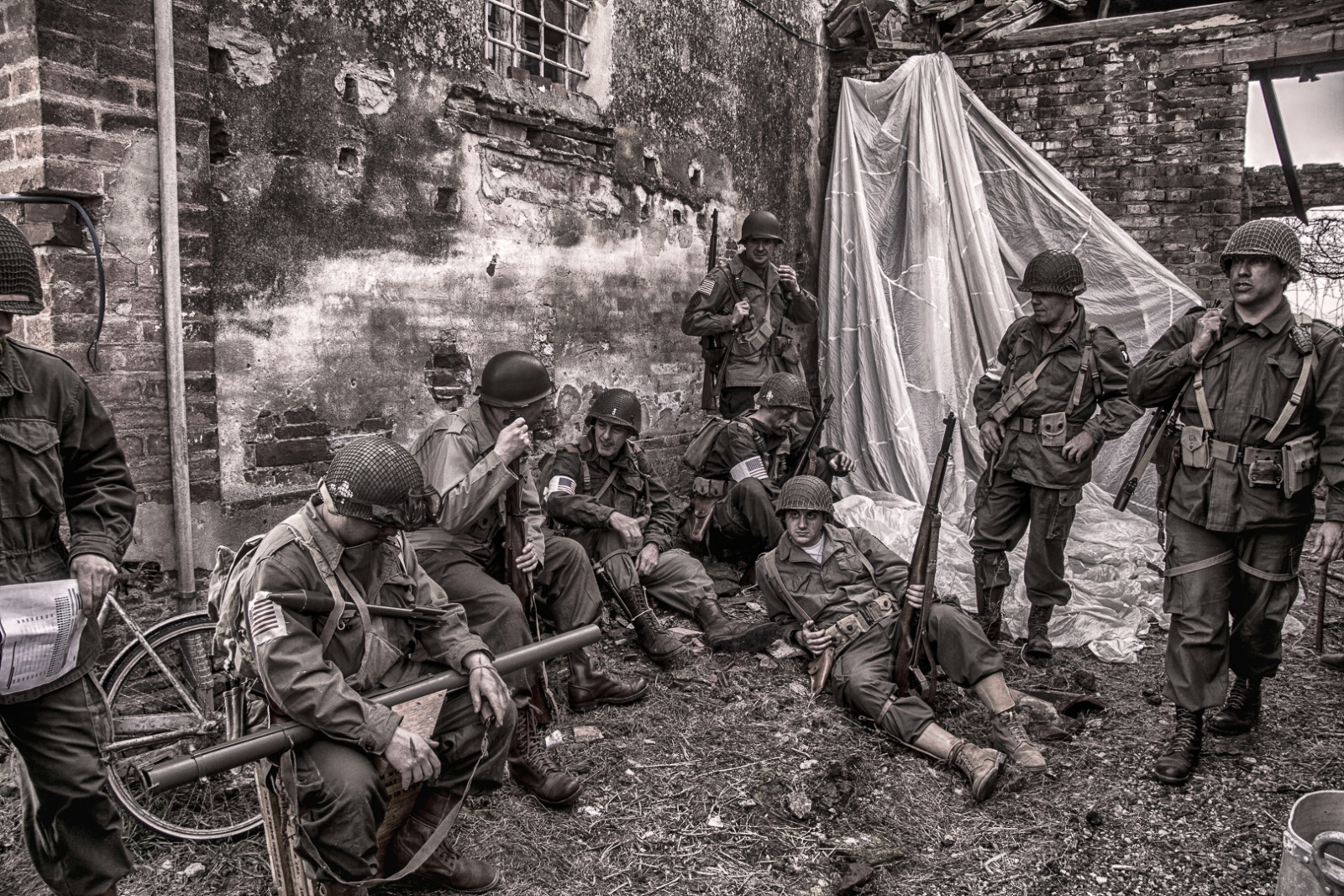Reenactors · 030 — 