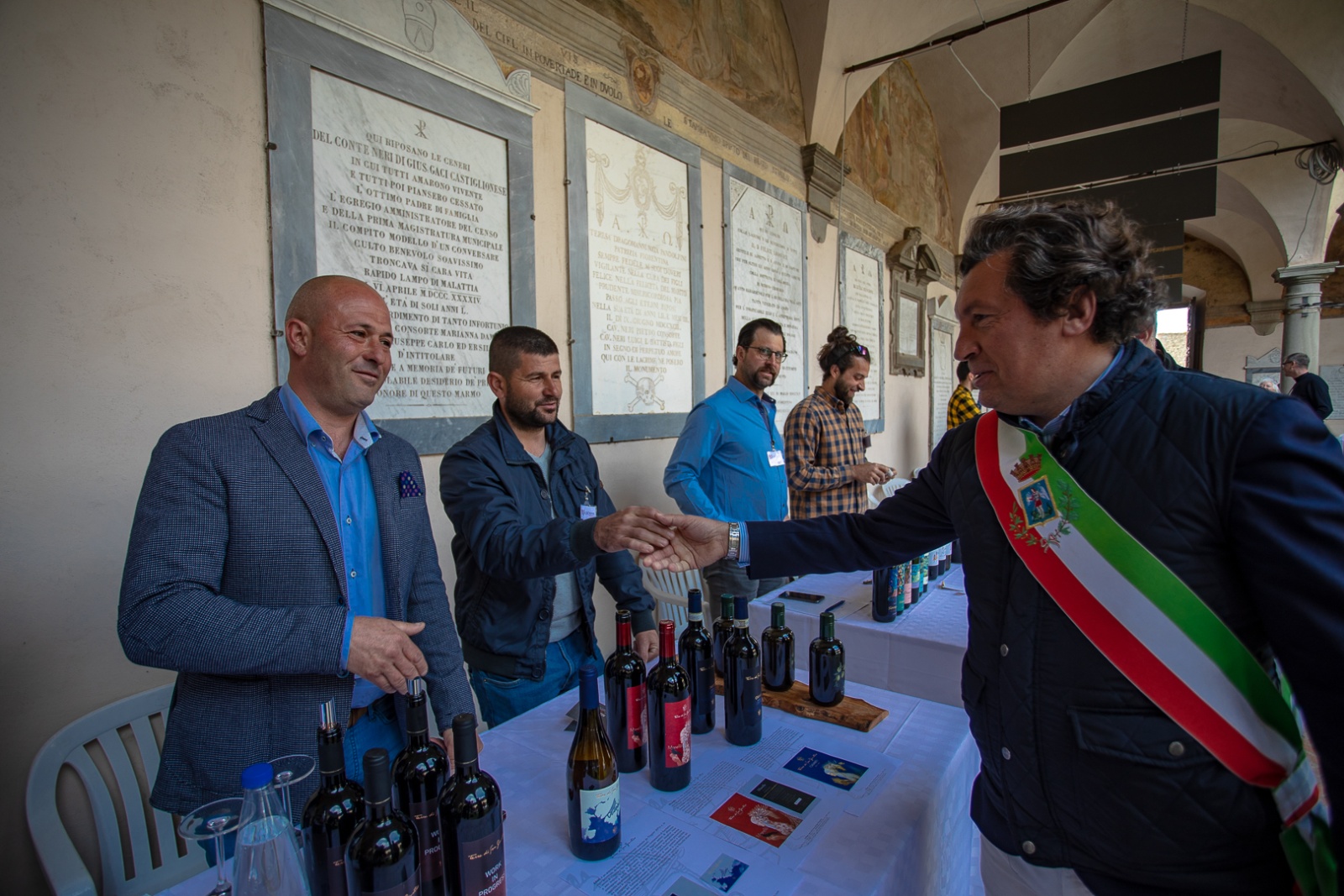 Valdichiana Wine Festival · 010 — 